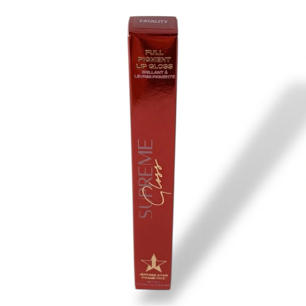 Jeffree Star color red